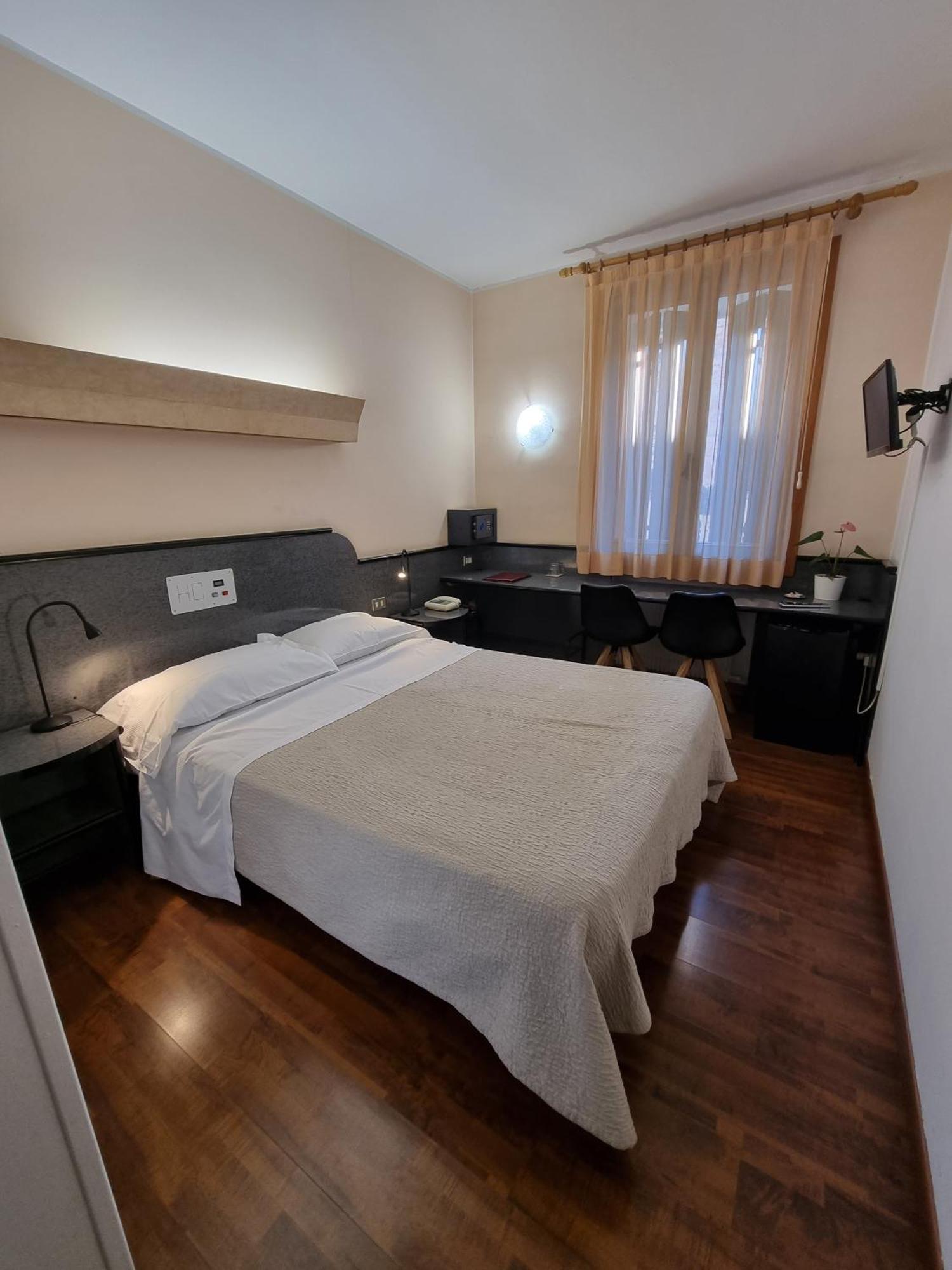 Cityhotel Cristina Vicenza Zewnętrze zdjęcie